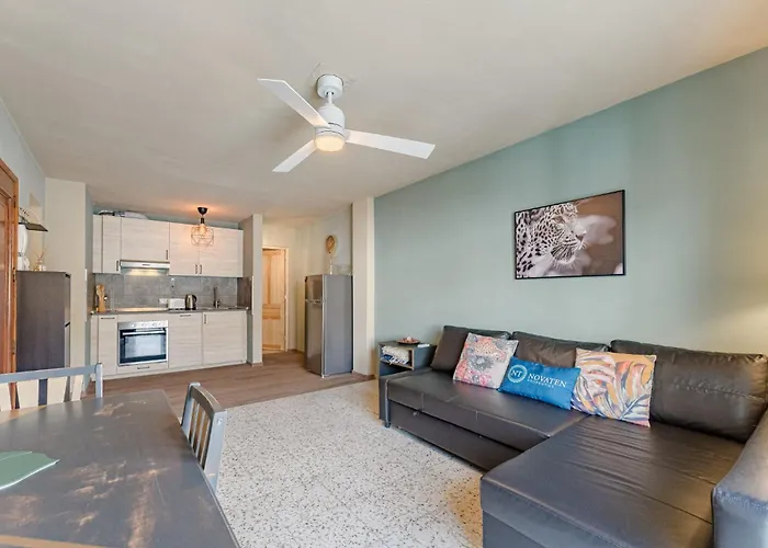 Emerald Autentic Canary * ארונה